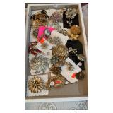 TRAY OF COSTUME JEWELRY
