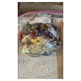 BAG OF COSTUME JEWELRY