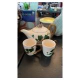 PITCHER & 2 CUPS