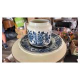 2PC BLAUW DELST HAND PAINTED DISHES FROM HOLLAND