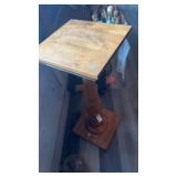 OAK FERN/PLANT STAND