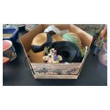 HAT BOX W/ VINTAGE HATS