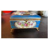 VERSAILLES HAND PAINTED FRENCH TRINKET BOX