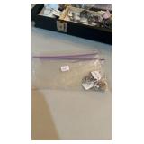 LOT OF 2 NECKLACES