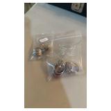 SMALL BAG OF RINGS & PR OF CLIP ON EARRINGS