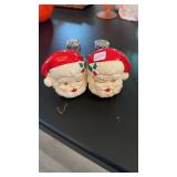2 SETS OF SALT & PEPPER SHAKERS (SANTA) & CHINTZ
