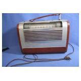 Vintage RCA Victor BX-6 Portable Radio