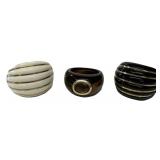 2 MILOR, ITALY RIBBED DOME ONYX & 14KT RINGS &