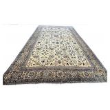 ANTIQUE MAHAL CARPET WITH ALL OVER PATTERN