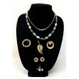 JEWELRY INC. 2 CIRCLE PINS W/ PEARLS, LEAF PIN,