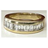 CHANNEL SET BAGUETTE DIAMOND BAND IN 14KT GOLD