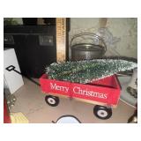 Small Christmas wagon decor