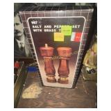 Wood salt and pepper grinders