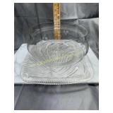 Etched bowl and square cake plate