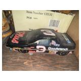 NASCAR dale Earnhardt tin and glasses