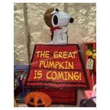 Lighted peanuts great pumpkin decor