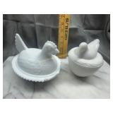 Bird on nest and damaged milk glass hen on nest