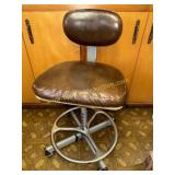 Industrial drafting stool