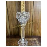 Cut crystal stemmed stand