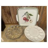 Fruit platter and 2 egg plates
