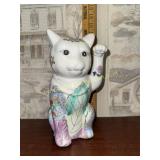 Maneki-neko lucky cat