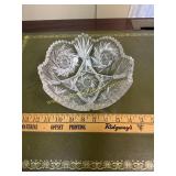 Cut crystal bowl with sawtooth rim