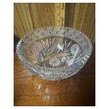 Cut crystal daisy bowl