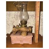 Small sewing machine oil lamp