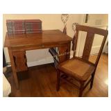 Antique oak arts & crafts mission style desk with