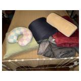 Pillows and throws