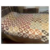 Vintage drunkards path pattern quilt- top appears