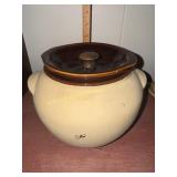 Watt pottery oven ware bisque bean pot