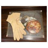 Vintage ladies gloves, large compact and