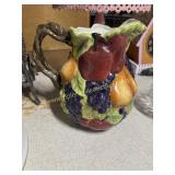 Fruit pitcher