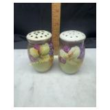 Hand painted nippon berries shakers
