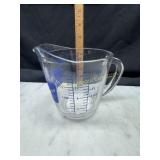 Pyrex measuring cup