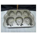 Nordic ware pineapple upside down mini cakes pan