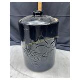 Black stoneware jaw embossed fruit