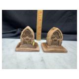 South Dakota souvenir salt and pepper shakers