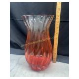 Heavy red ombrï¿½ vase