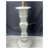 Ceramic candle pillar