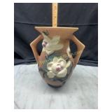 Roseville pottery magnolia vase 90-7