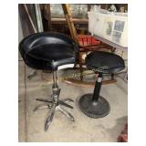 2 stools