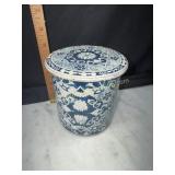 Vintage delft blue metal canister