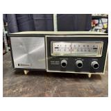 Vintage Panasonic solid state am/fm radio