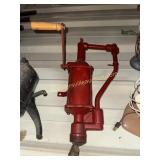 Vintage hand crank gas/oil pump lubester