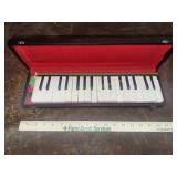 Vintage 1950s La Clavietta melodica harmonica key