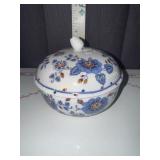 Blue and white powder dish