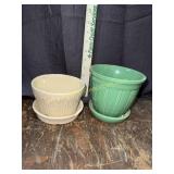 2 small flower pots