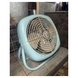 Vintage Lasko fan